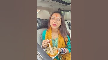 Biwi Ko Momo Khilaya  🥟😍 #shorts #trendingshorts #comedy #food #funny #viral #sandeepbhatt