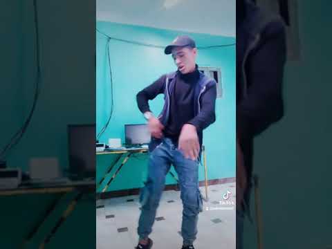 قاعد بيشرب فركه