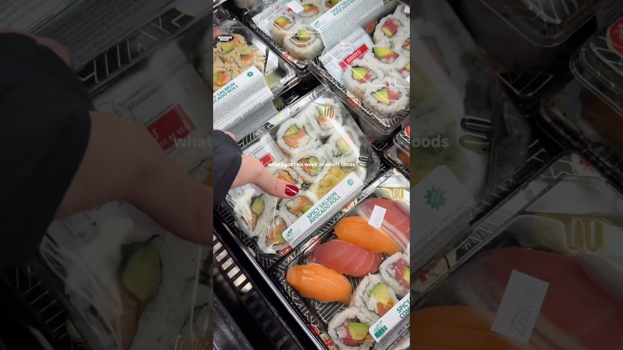 what I got this week at Whole Foods 🛒🍇🥭🥩🥚 