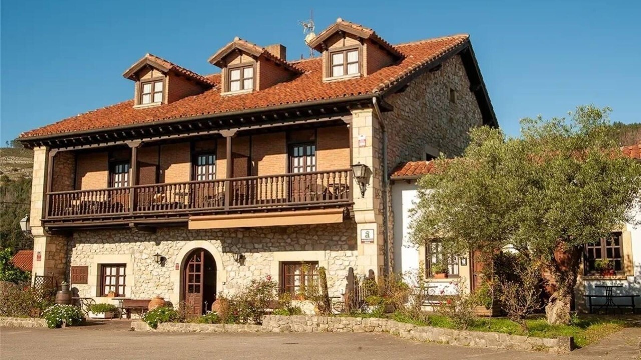 Trisileja en Posada la Busta, La Busta, Spain | Travel With Urvi