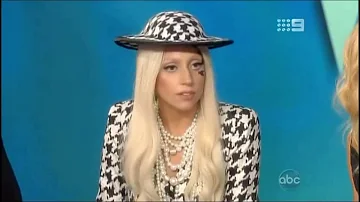 Lady Gaga talks about Amy Winehouse and drug addiction (2011)