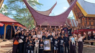 Adat Rambu Solo'Alm. Ludung Pakambi' ( Nek Koyong )