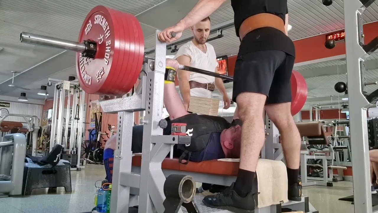 Bench press in F8 three ply band shirt 325 kg / 715 lbs x 2 reps on a 3 board