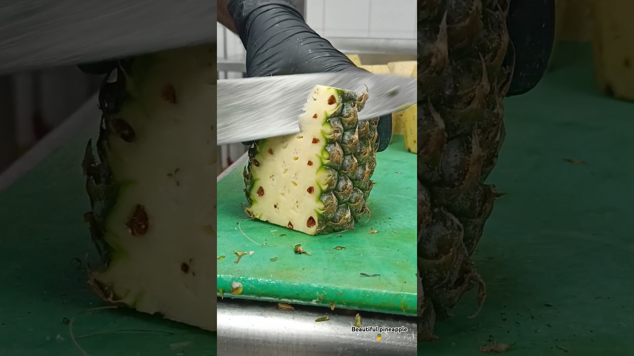 beautiful pineapple 🍍 cutting 