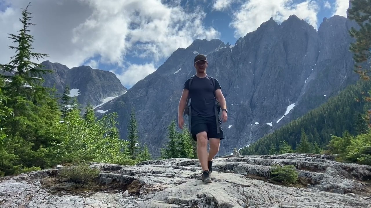 Landslide Lake hike, Vancouver Island, BC