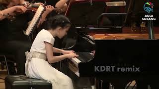 أصغر عازفة بيانو ولكن عزفها أكبر من عمرها