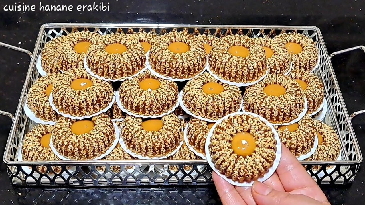 حلوة العشر دقائق بدون بيض بدون زبدة ولا زيت إقتصادية بمكونات بسيطة من أسهل وألذ الحلويات