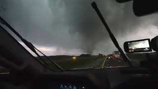 Damaging Endangers Truckers On I-70 Near Effingham, Illinois