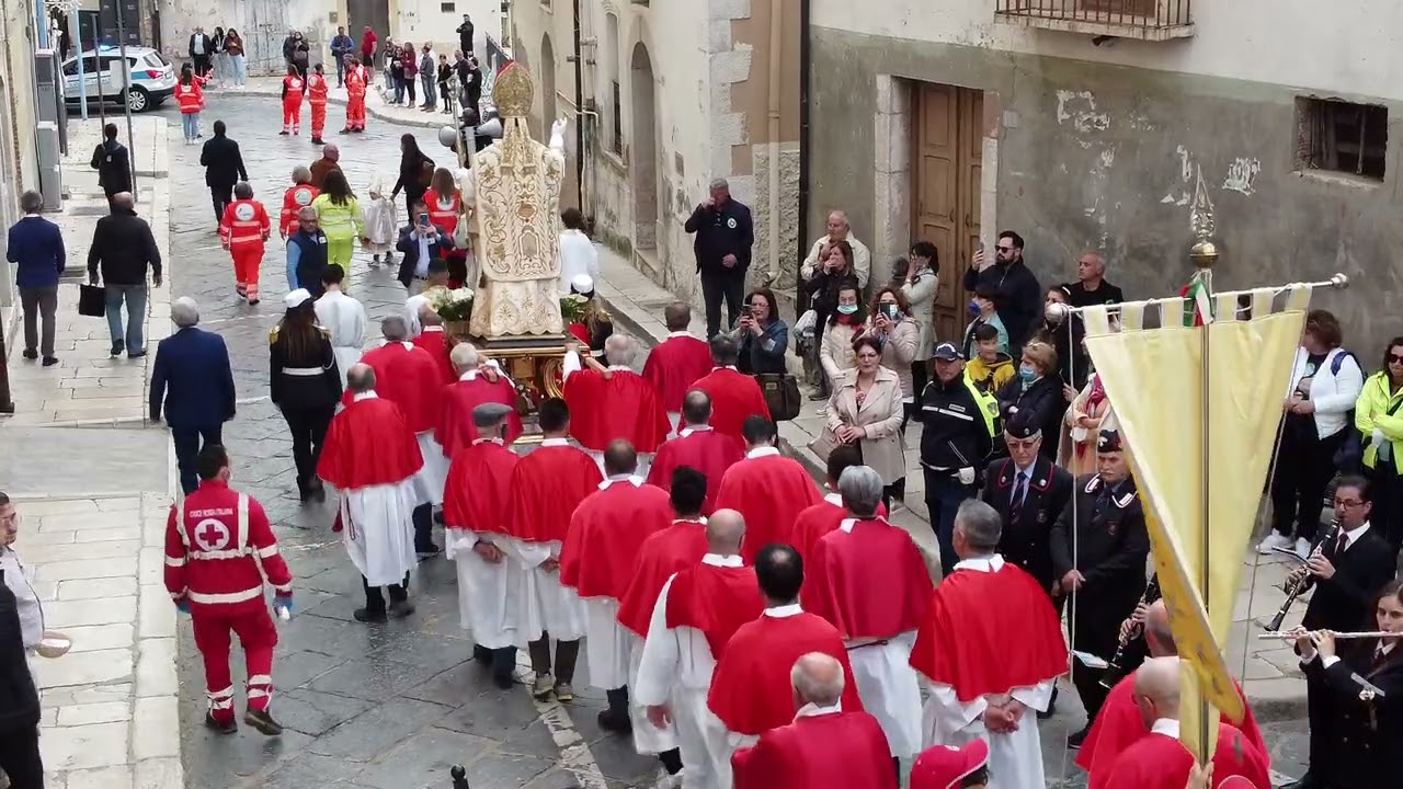 Processione Maria S.S. Incoronata - San Mauro Martire  Lavello 1Maggio 2022