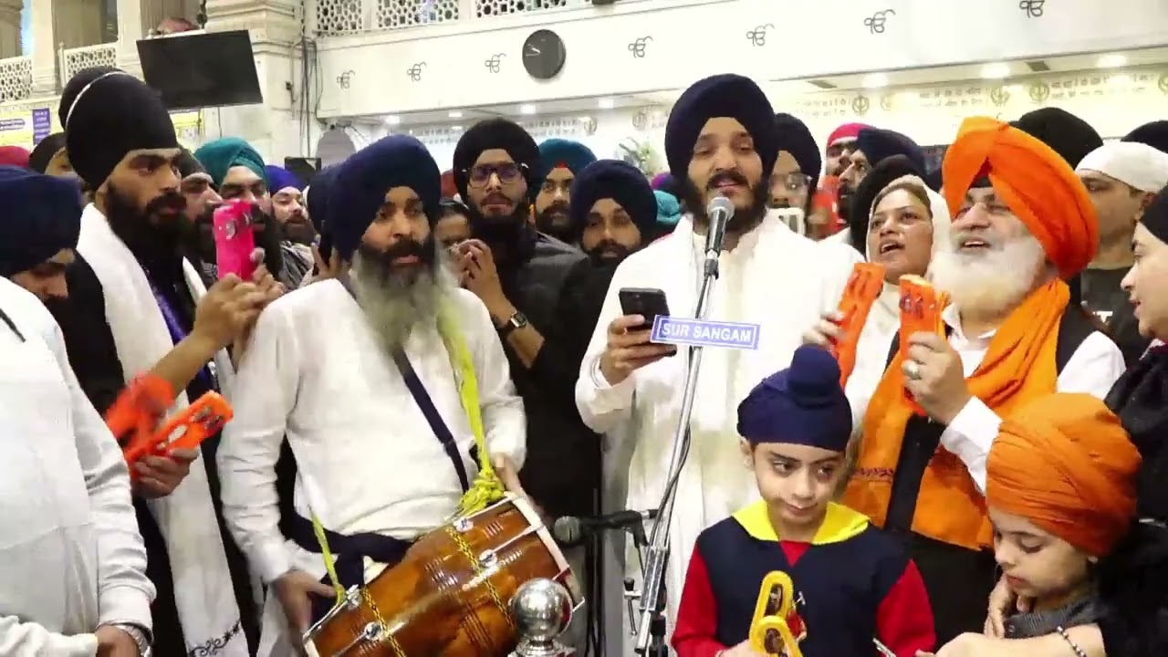 Bhai Jagjeet Singh Babiha Kirtan Shabad Chowki Jatha Gurudwara Sis Ganj Sahib Ji
