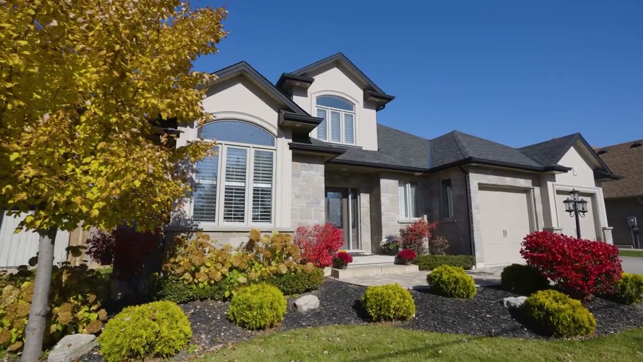 708 Winston Road, Grimsby - Real Estate Videography - Northern Spruce Media