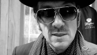 Elvis Costello - Backstage Interview (2009 Exclusive)