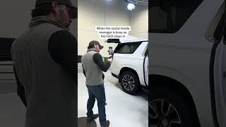 When the social media manager is busy so the CEO steps in