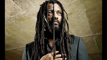 Lucky Dube - The Other side [Lyrics] (en/fr)