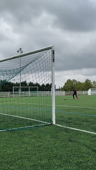 Satisfying net sound ๐ฎโ๐จ๐โฝ๏ธ #football #soccer #shorts #goals #asmr
