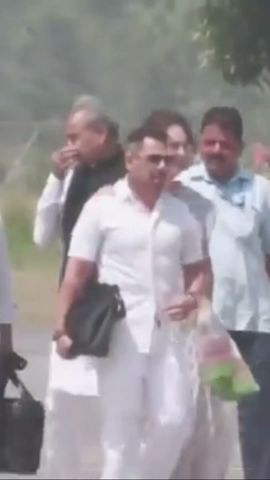 Priyanka Gandhi Varda with Husband Robert Vadra in Raebareli | #loksabhaelection2024