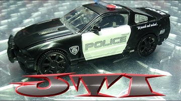 JUST TRANSFORM IT!: Studio Series Deluxe Barricade