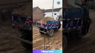 This Driver's Reverse Skills are INSANE! #driving #truck #skills #amazing #precision