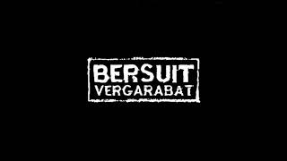Video thumbnail of "Bersuit Vergarabat - Esperando el Impacto (English Lyrics)"