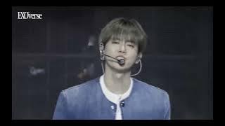 EXO at EXOVerse - Love Shot Performance #EXO #엑소 #EXOverse