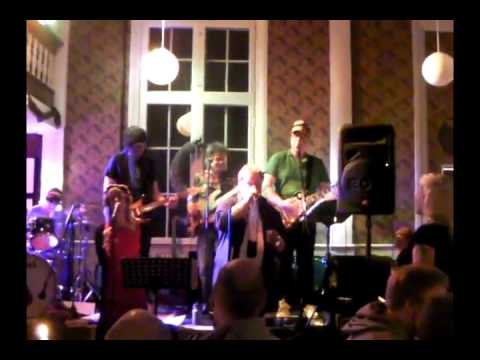 D kings live at ronneby café & matsal 2012 12 22 last song missing ...