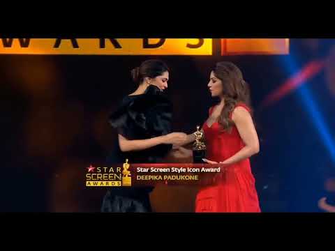 Deepika Padukone Receive Stylist Icon Award From Bipasha Basu 