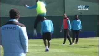 The Balotelli Leapfrog - INSIDE TRAINING at Manchester City