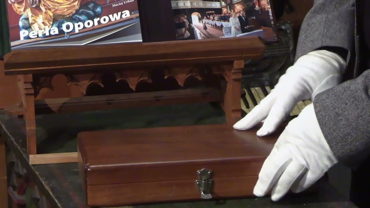 1001 Drobiazgów - 724. Perła Oporowa