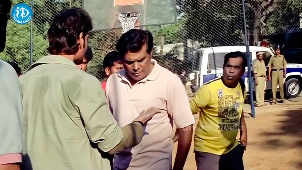 Mahesh Babu Mass Action Scenes In Pokiri Movie | Telugu Movie Scenes ...
