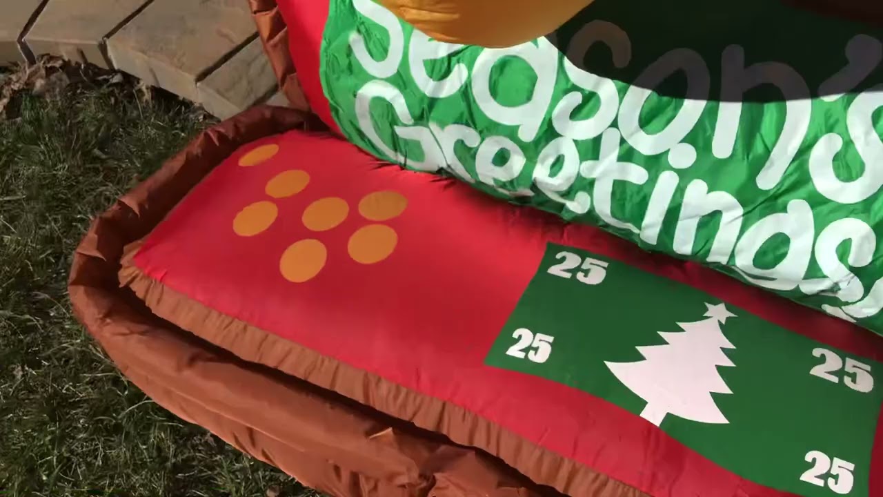 2022 saxophone snowman Christmas inflatable