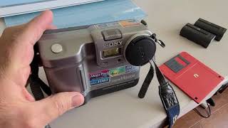 (356) Sony MVC-FD83 - 6X Zoom Floppy Drive Digital Camera