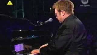 Video thumbnail of "Elton John - Sorry Seems To Be The Hardest Word - Sopot"