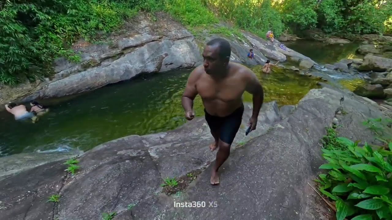 Um dia de cachoeira com câmera insta 360 x5