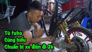 tú fuho cùng hiếu bến tàu dọn lại xe cộ chuẩn bị púa giải xe điện 2K tháng 8 | Tú Nguyễn Vlogs