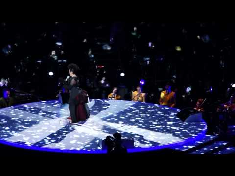 《Deanie Sing for me 2013葉德嫻演唱會》-明星 Ending