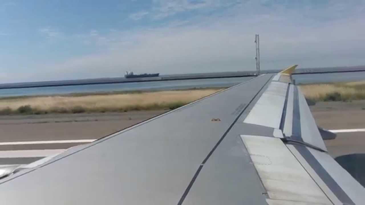 Decollo da Genova Airport Cristoforo Colombo