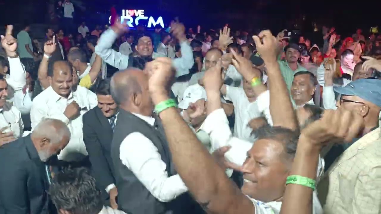 RCM ward bhilwada akadami me jabarst djremix songs dance program videography by Ramesh Kumar Rewa MD