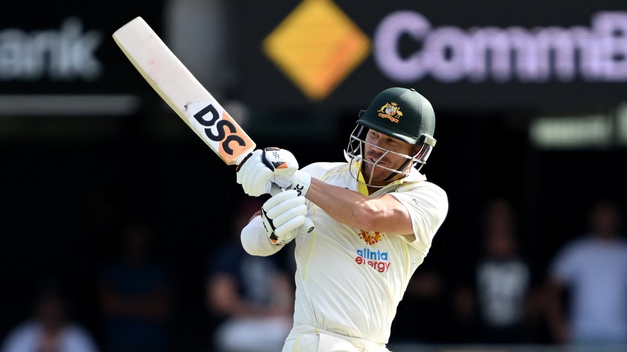 What is David Warner's trademark shot? | Australia v South Africa 2022-23
