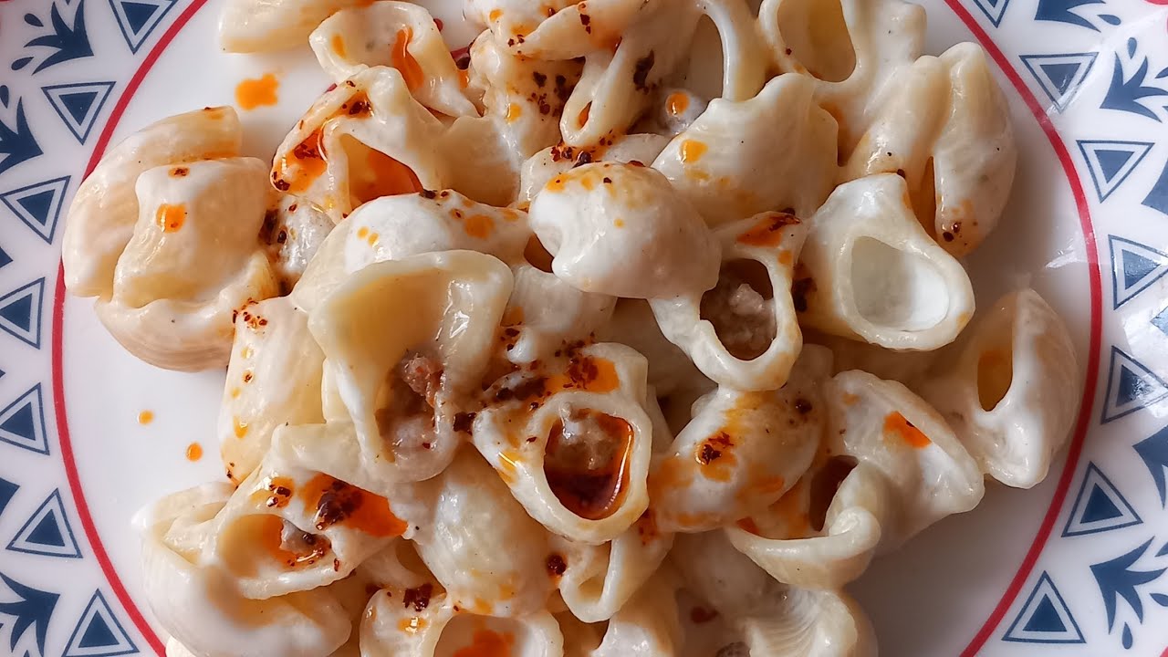 SAATLERCE UĞRAŞMAK YOK!#MANTI #MAKARNA KIYMA İLE EN LEZZETLİ VE #PRATİK YALANCI MANTI NASIL YAPILIR? SAATLERCE UĞRAŞMAK YOK!#MANTI #MAKARNA KIYMA İLE EN LEZZETLİ VE #PRATİK YALANCI MANTI NASIL YAPILIR?