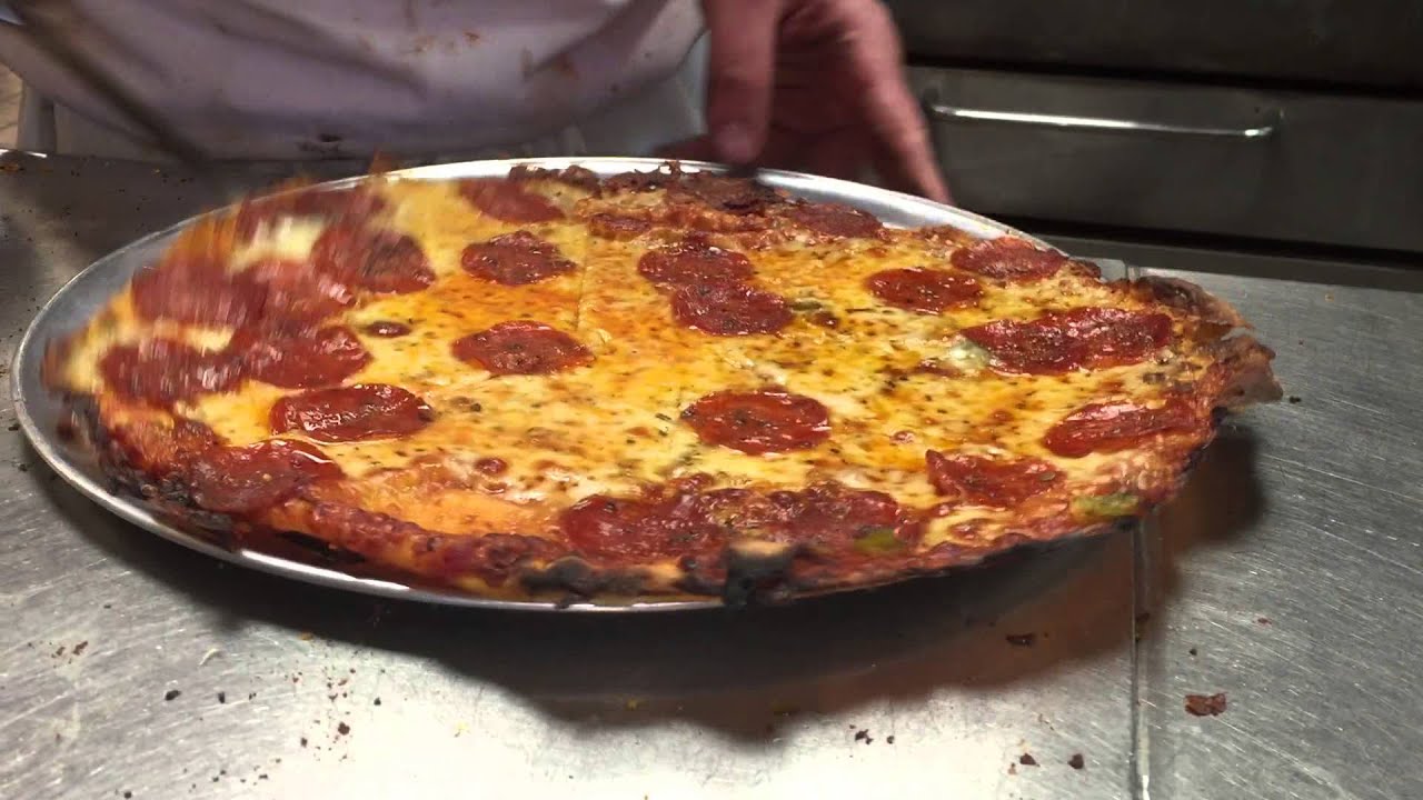 Cutting Up A Fricano S Pepperoni Pizza Pie In Michigan Youtube