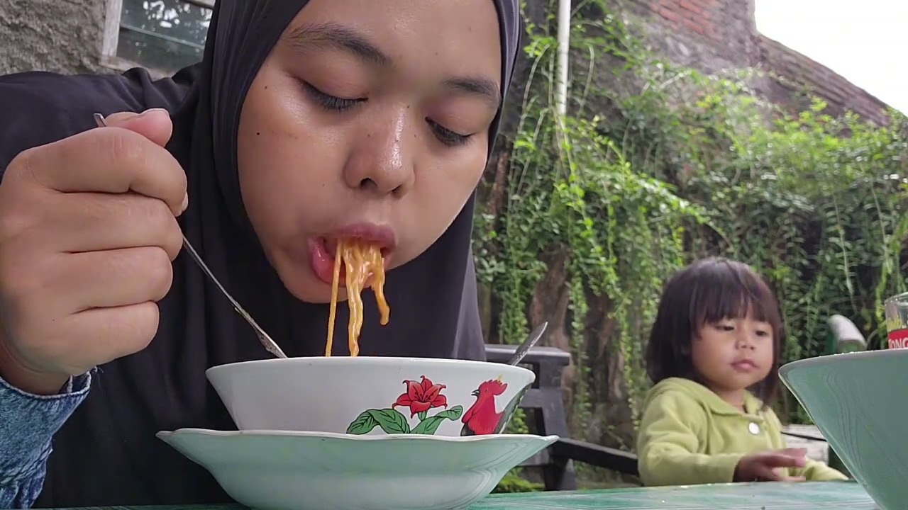 MAMPIR MAKAN MIE AYAM BAKSO ⁉️ SUPER JUMBO CUMA 10RB