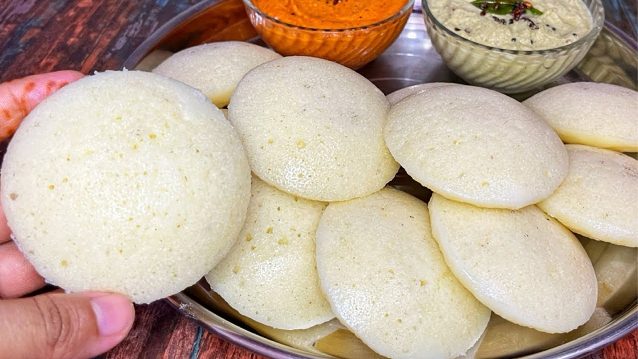 झटपट बनाये सॉफ्ट और स्वादिष्ट सूजी वाली इडली | Rava idli | Suji idli Recipe