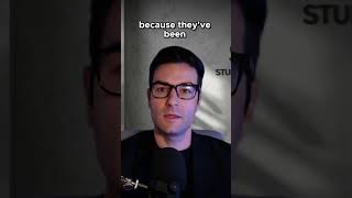 The Drunk Driving Logic of Social Media Expert