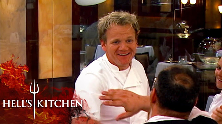 Gordon Ramsay High Fives Chefs Over A Great Service | Hell's Kitchen