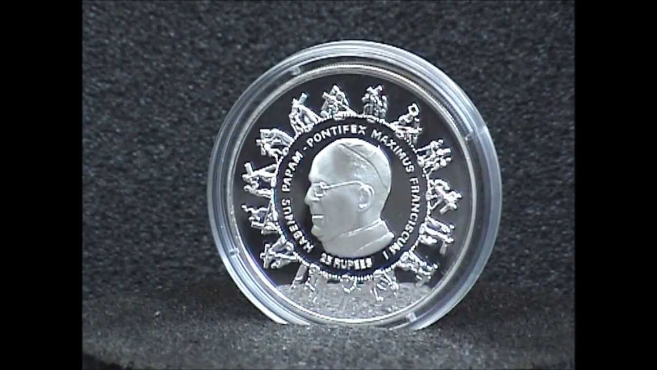 The Papal Pope Francis Commemorative Silver Proof Coin