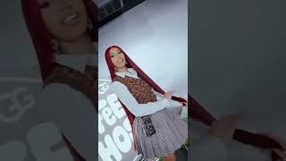 Ugg season❤️❤️Cardi and offset showing yall how to rock them #cardib #offset #bardigang #Bongos