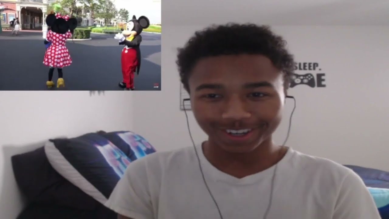 Funny DISNEY CHARACTER MOMENTS | Hilarious Disneyland / Disney World Interactions | Reaction