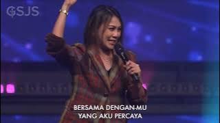 Download lagu ( COVER ) Tuhan Adalah Terangku - Glady Febe Tuwoh