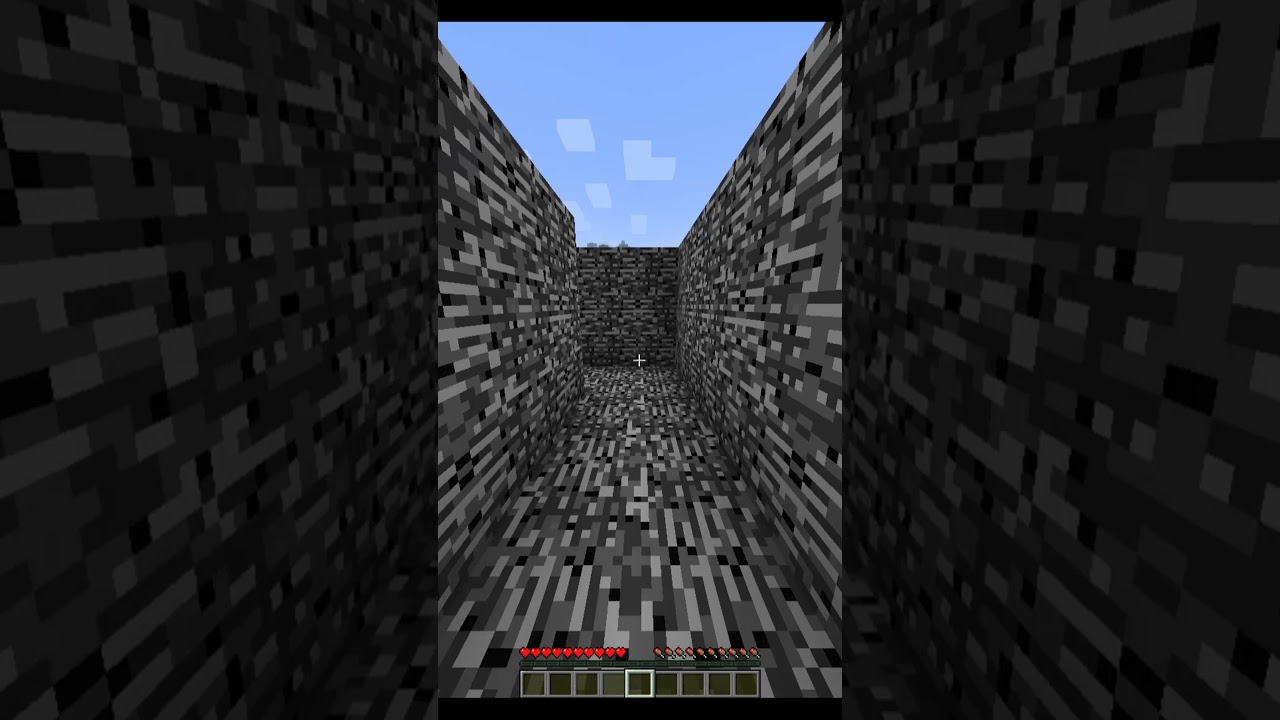 I found a never-ending bedrock maze in Minecraft 