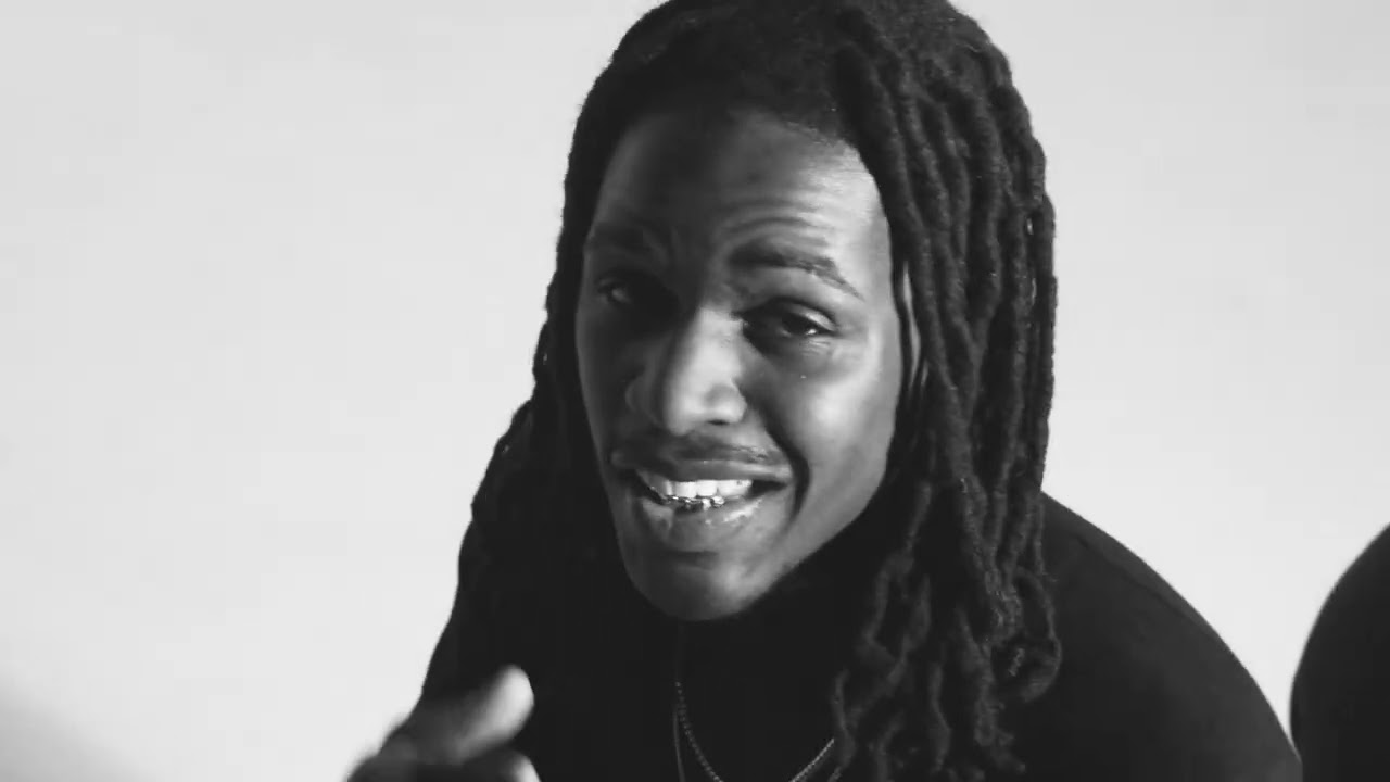 Ver PHANTOM Ft. Jaedawn (Official Music Video) no YouTube Ver PHANTOM Ft. Jaedawn (Official Music Video) no YouTube